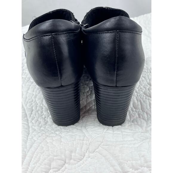 Clarks Bendables Women's Size 9.5M Black Slip On Leather Heels Comfort - Picture 9 of 11